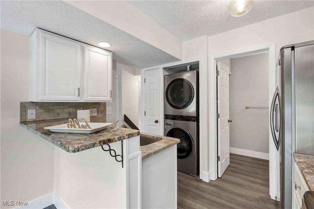Westlake, OH 44145,1310 Patti Park #G4