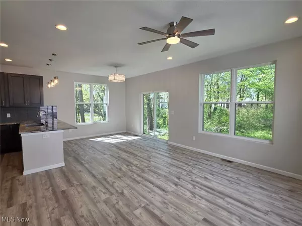 Aurora, OH 44202,990 East BLVD