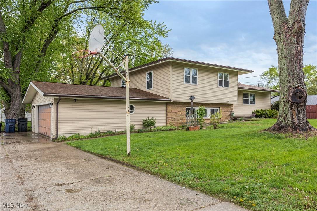 Fremont, OH 43420,1920 Melody DR