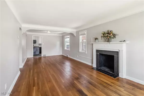 University Heights, OH 44118,13641 Cedar RD