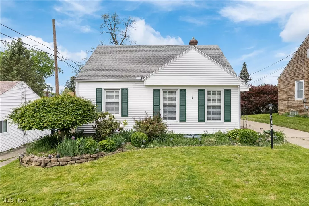 Akron, OH 44301,131 Palmetto AVE