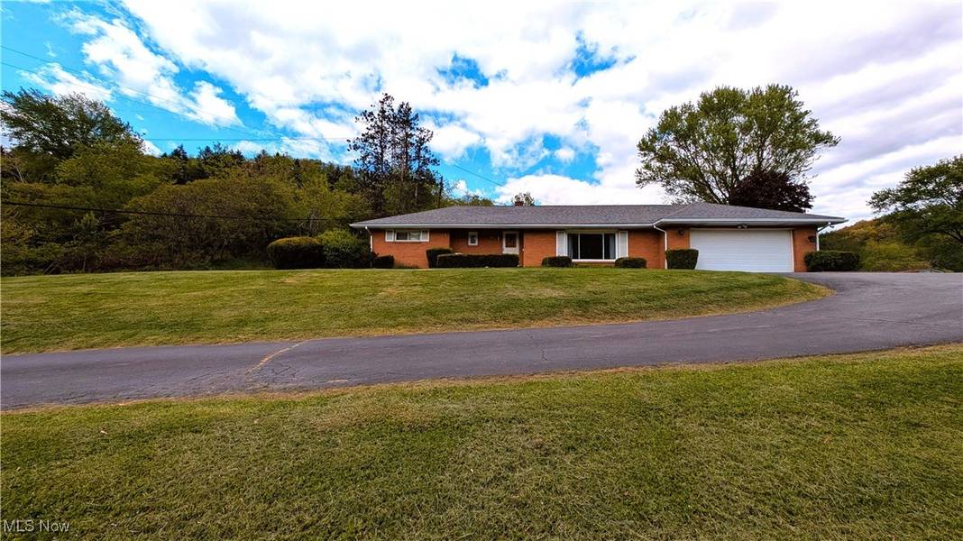 6291 Veterans BLVD, Chester, WV 26034