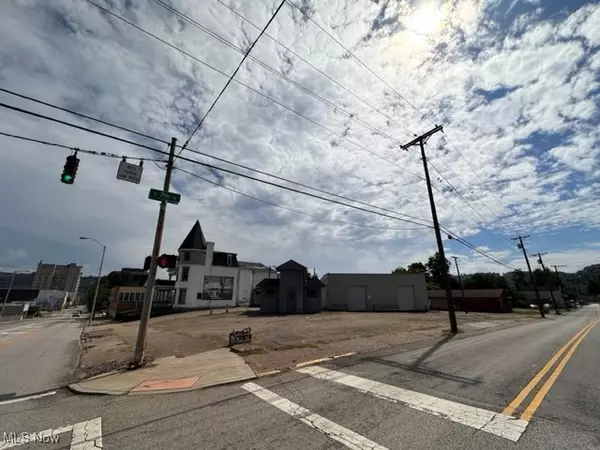 Steubenville, OH 43952,644 Market ST