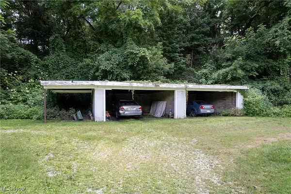 Coventry, OH 44319,594 Shook RD