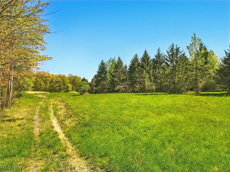 965 Brockway RD, Rome, OH 44085