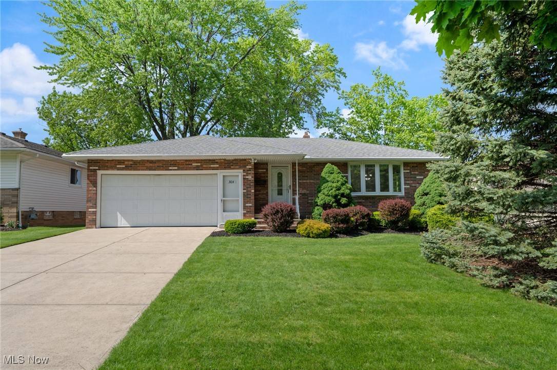 Parma, OH 44134,3104 Coventry DR