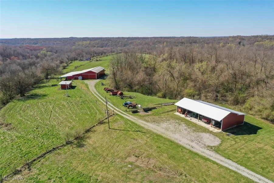 45559 Old Hopedale RD, Cadiz, OH 43907