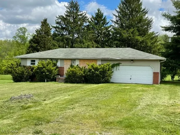 362 Jettie AVE NE, East Canton, OH 44730