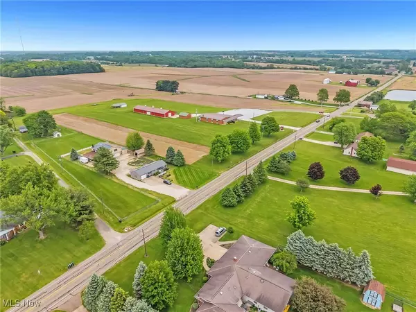 Louisville, OH 44641,6395 Easton ST NE