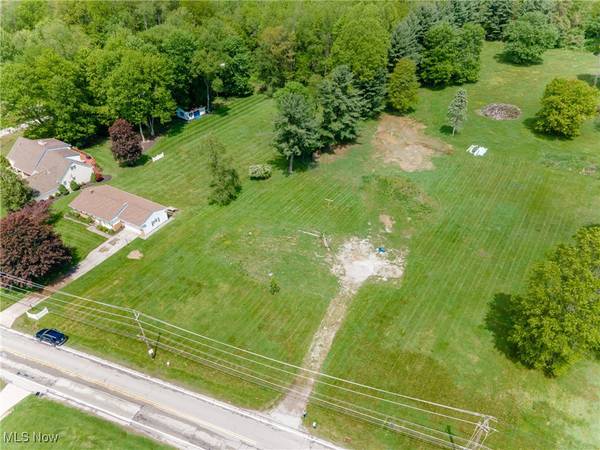 12205 Schreiber RD, Valley View, OH 44125