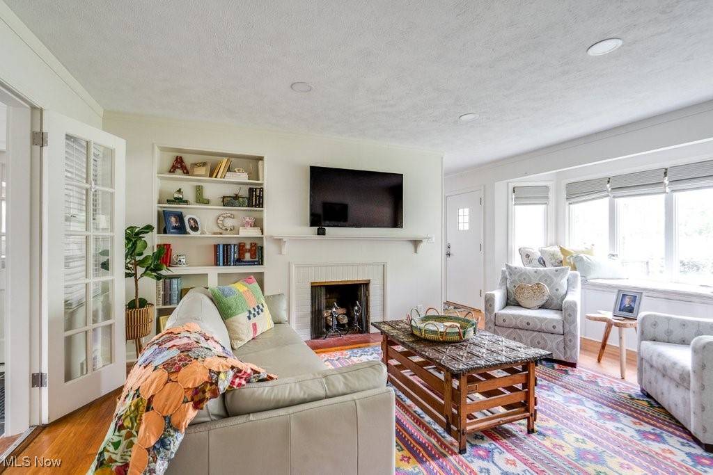 Fairlawn, OH 44333,2784 Erie DR