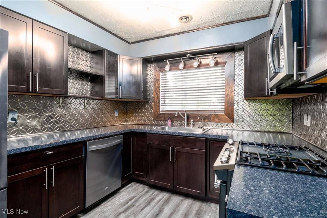 Parma, OH 44129,6401 W Ridgewood DR