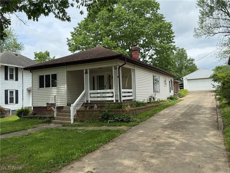 1707 Clairmont AVE, Cambridge, OH 43725