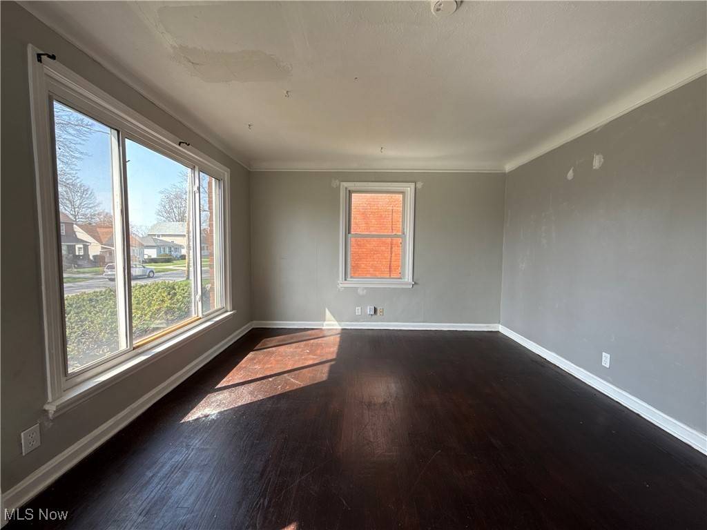 Cleveland, OH 44128,3877 E 153rd ST