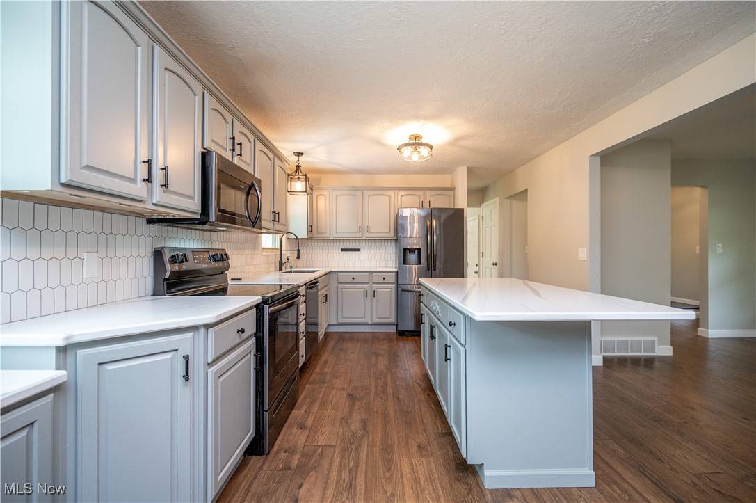 Austintown, OH 44511,1768 Celeste CIR