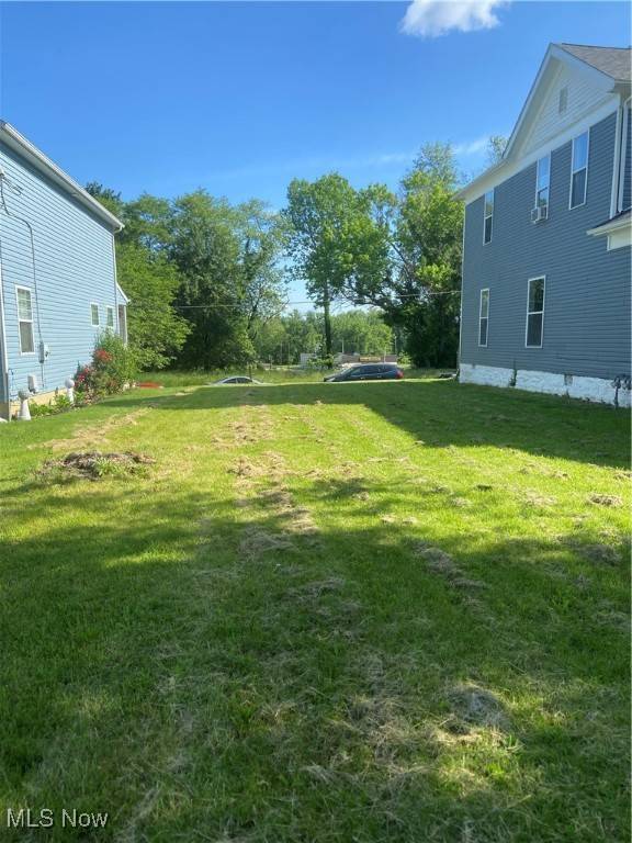924 Vine ST, Zanesville, OH 43701