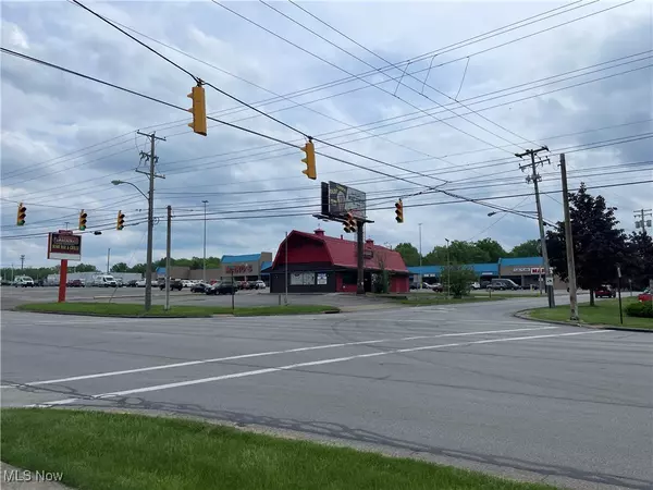 Youngstown, OH 44515,4777 Mahoning AVE