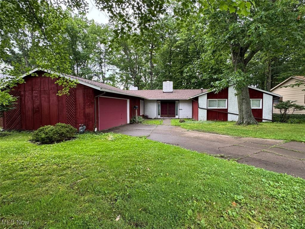 Berea, OH 44017,724 Wyleswood DR