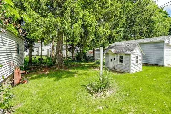 Cuyahoga Falls, OH 44221,119 Adams AVE