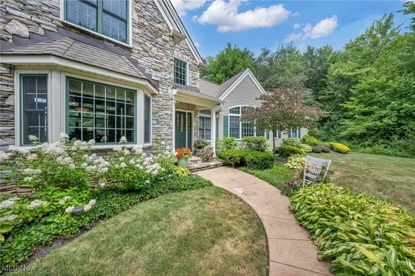 Chardon, OH 44024,10360 Sawmill DR