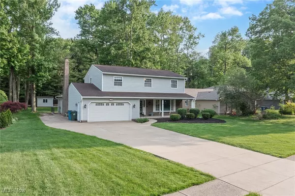 North Olmsted, OH 44070,27539 Linwood CIR