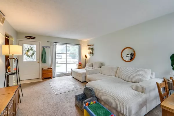 Parma Heights, OH 44130,9365 Manorford DR