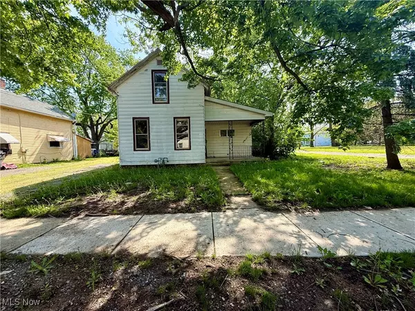 670 N West ST, Lima, OH 45801