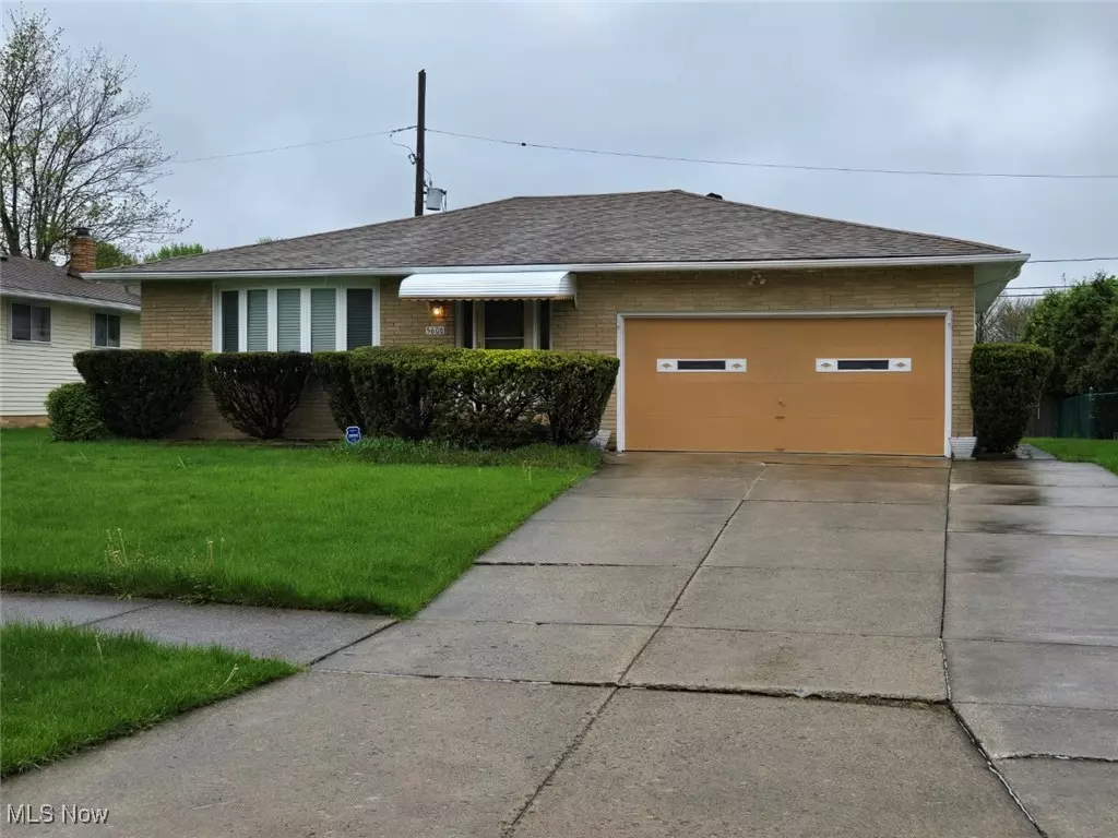 Bedford Heights, OH 44146,5606 Carlton DR