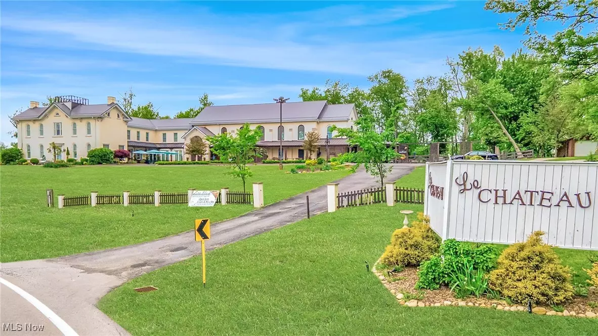 Smithfield, OH 43948,195 W Main ST