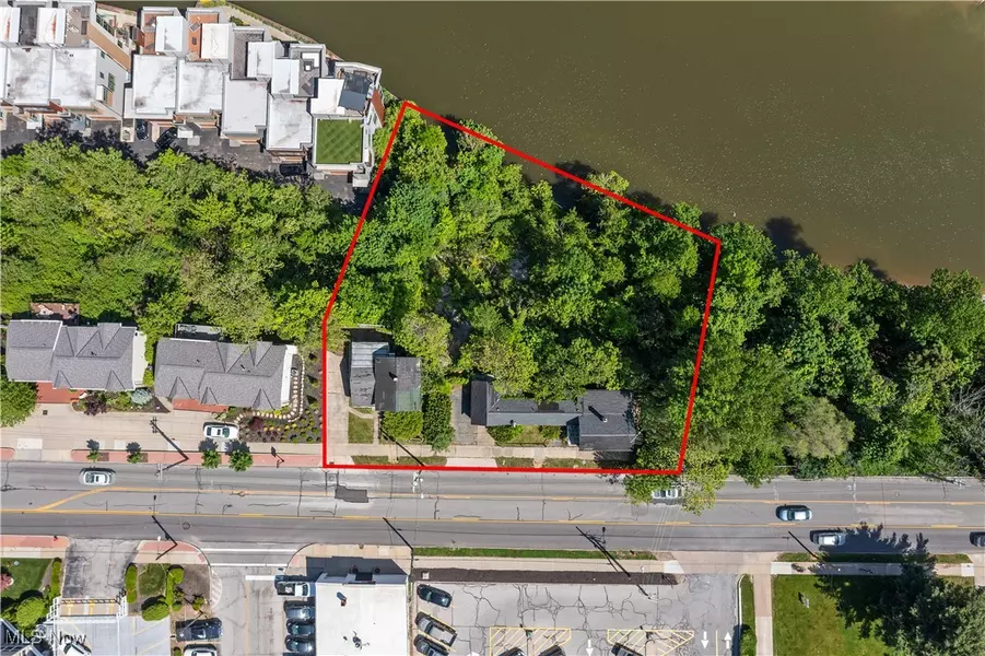 1587 Wooster RD, Rocky River, OH 44116