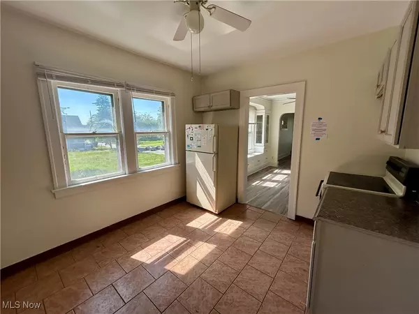Cleveland, OH 44120,12800 Forest AVE