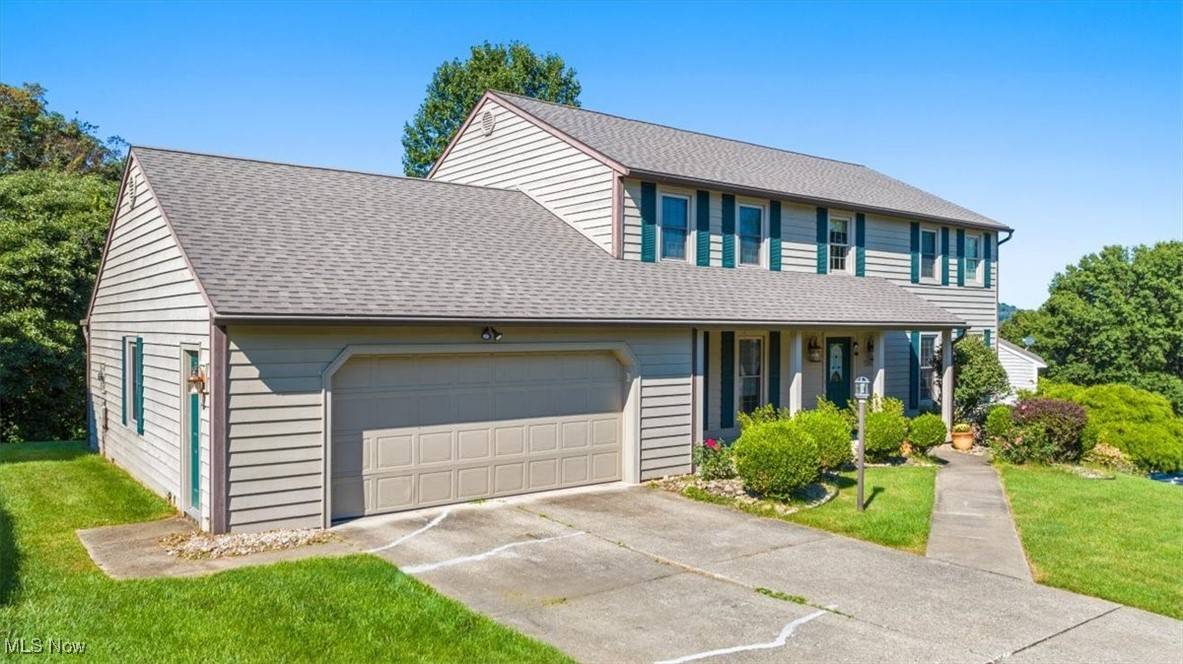 Vienna, WV 26105,1302 Greenmont Hills DR