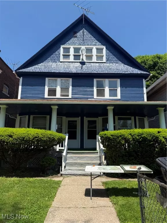 10231- 10233 Kempton AVE, Cleveland, OH 44108