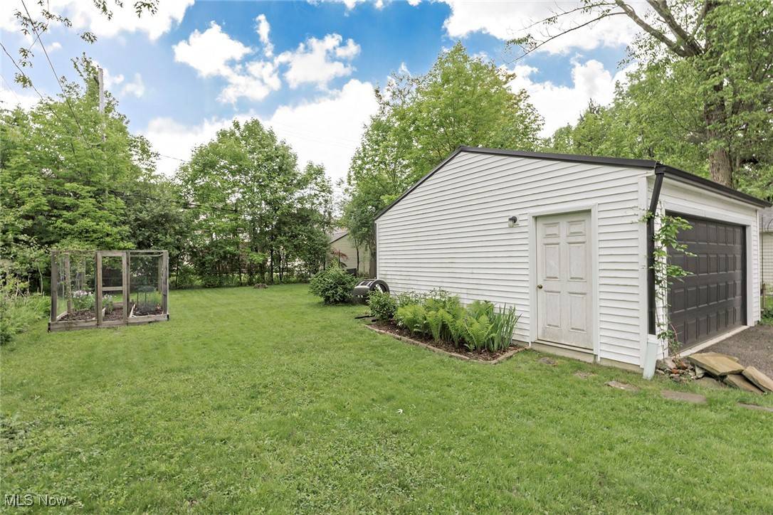 Cleveland Heights, OH 44118,2573 Canterbury RD