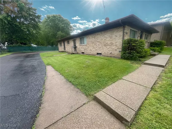 Munroe Falls, OH 44262,432-434 N Main ST