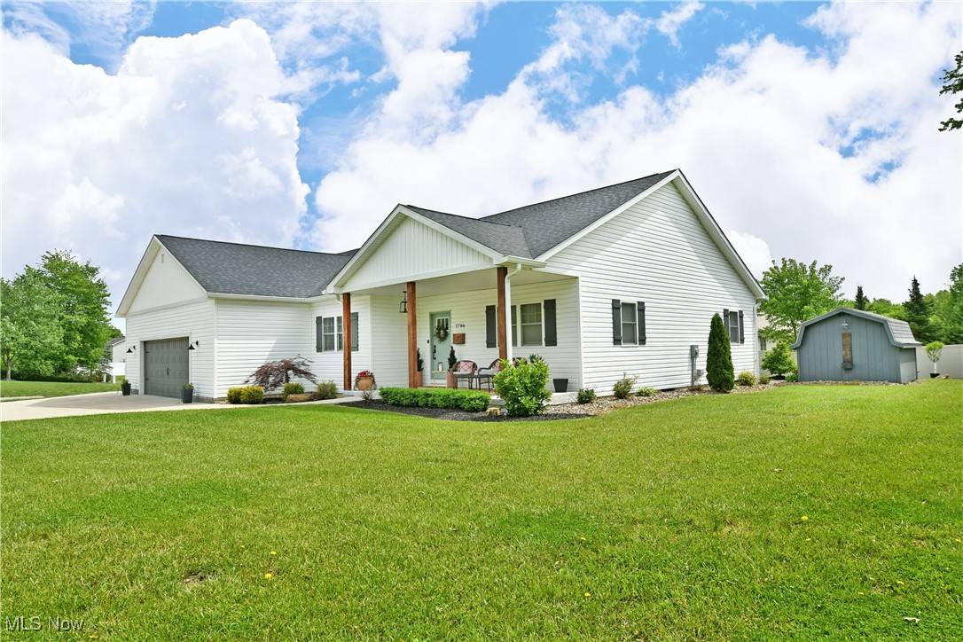 2786 Woodland TRL, Girard, OH 44420