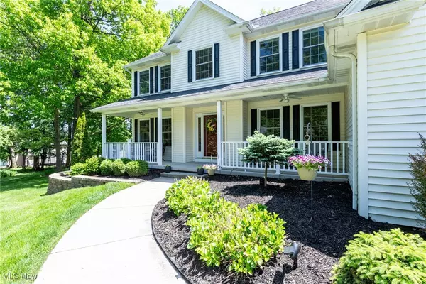1300 Bridget LN, Twinsburg, OH 44087