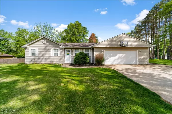 2376 W Wallings RD, Broadview Heights, OH 44147