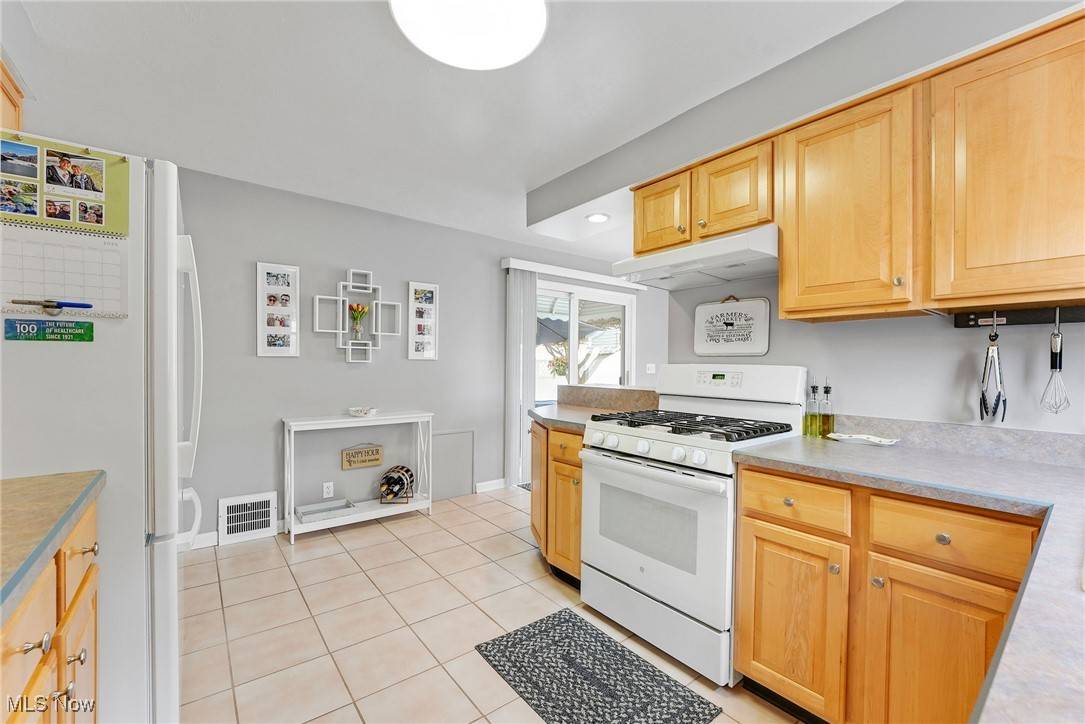 Mayfield Heights, OH 44124,1162 Washington BLVD