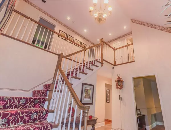 Willoughby Hills, OH 44094,2885 Mill Gate DR
