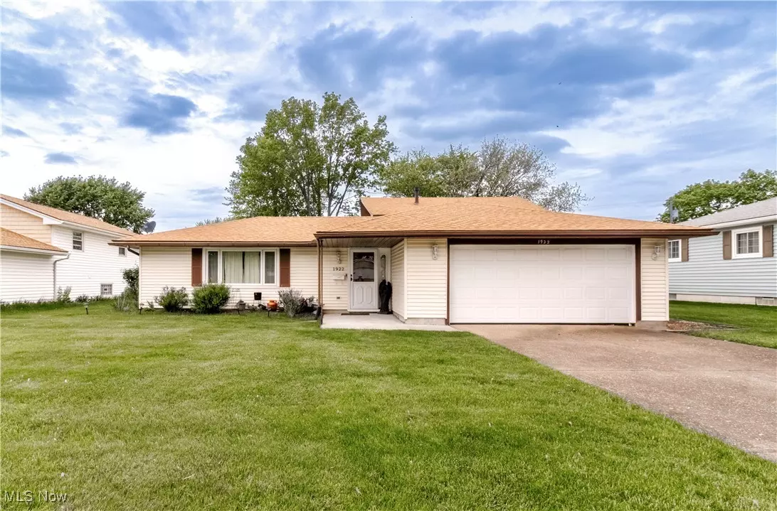 Lorain, OH 44053,1922 W 38th ST