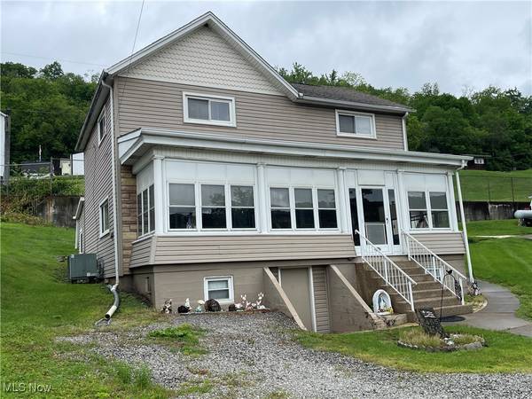 455 Smithfield ST, Dillonvale, OH 43917