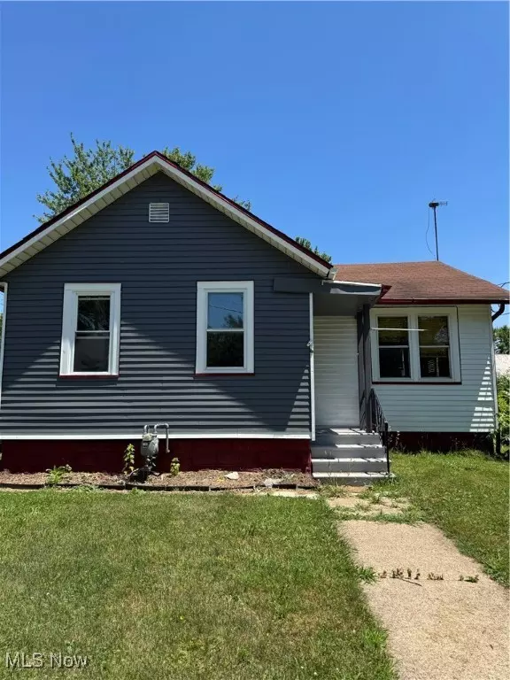 Elyria, OH 44035,511 Woodland AVE