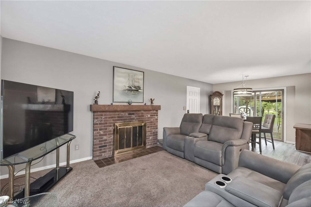 Avon, OH 44011,36850 Bauerdale DR