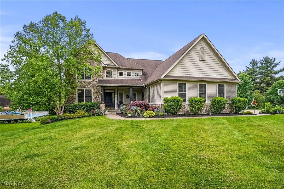 1302 Hillandale DR, Akron, OH 44333