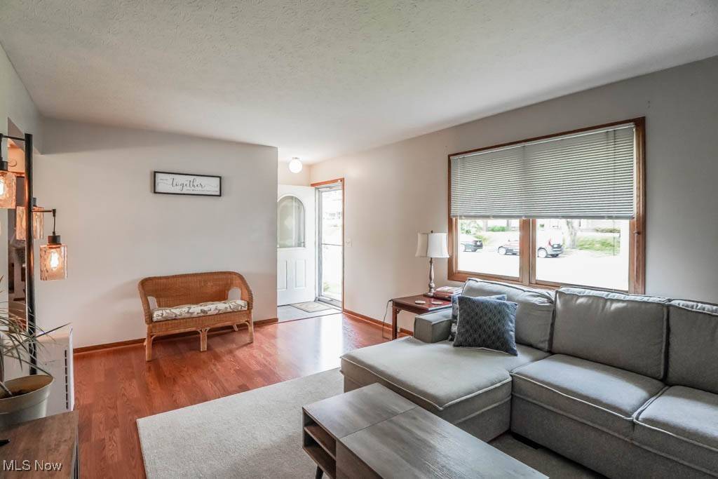 Massillon, OH 44647,806 9th ST SW