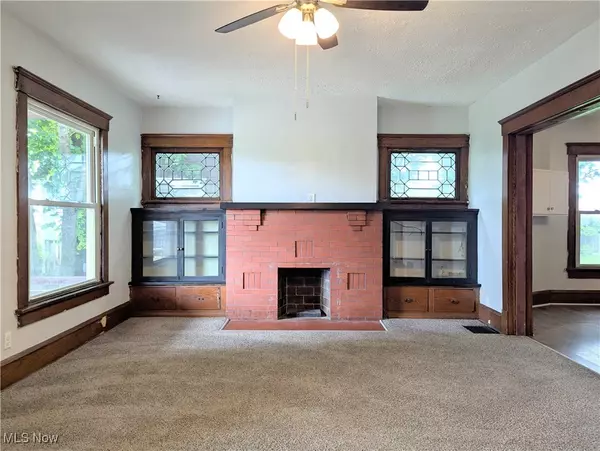 Canton, OH 44706,925 Camden AVE SW