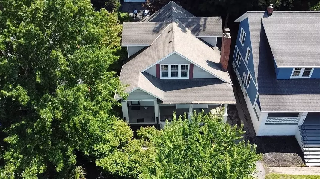 2836 Mayfield RD, Cleveland Heights, OH 44118