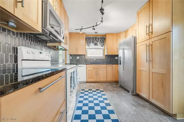 Parma Heights, OH 44130,5853 Wickfield DR