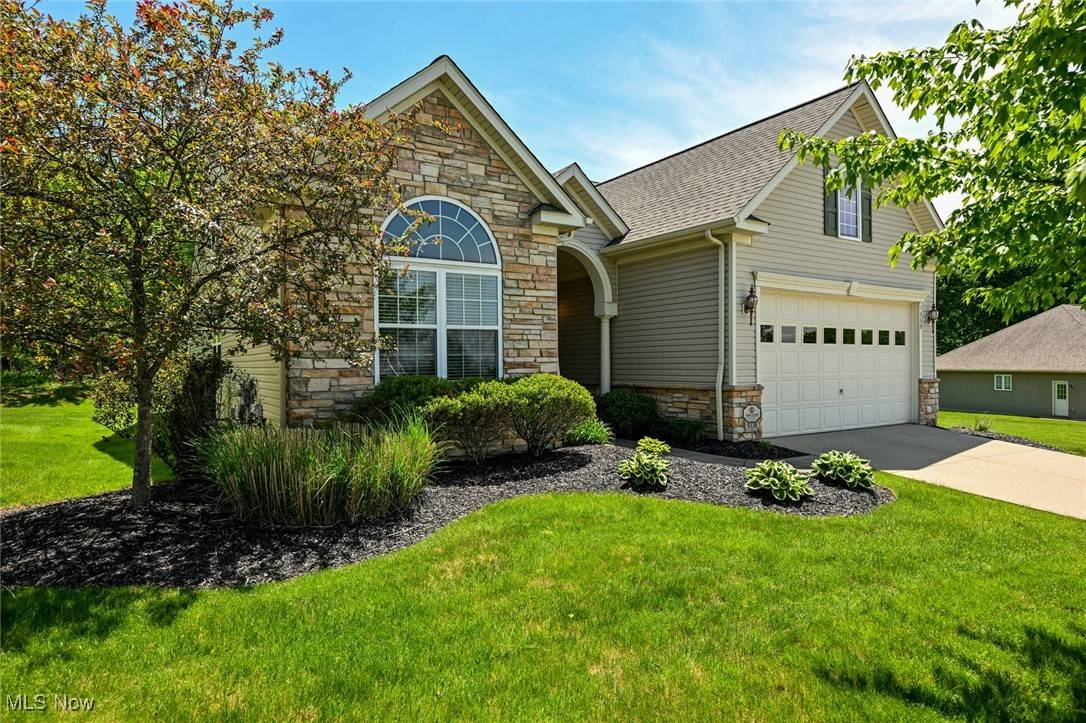 Twinsburg, OH 44087,9339 Sasha CT